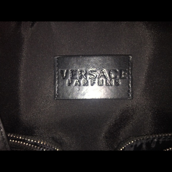Versace Parfums Black Duffel Bag **BRAND NEW** - Picture 2 of 5